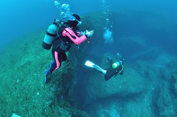 ドライスーツの中性浮力と排気バルブ