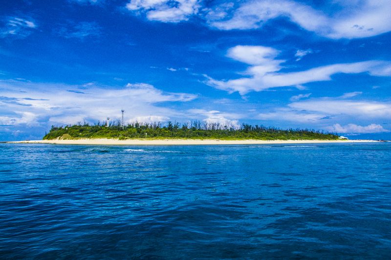 【完全貸切】沖縄で1番綺麗な「水納島」・体験ダイビング