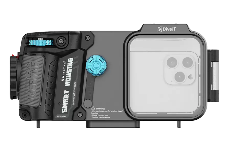 スマートフォン＋防水ハウジングの組み合わせ