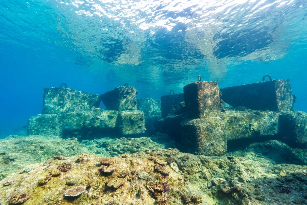 アクアポリス(海上都市跡) | 海の未来都市が眠る海底遺跡