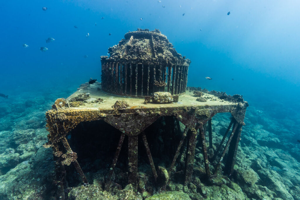 【北谷町】砂辺浄水場前の神殿・給水口