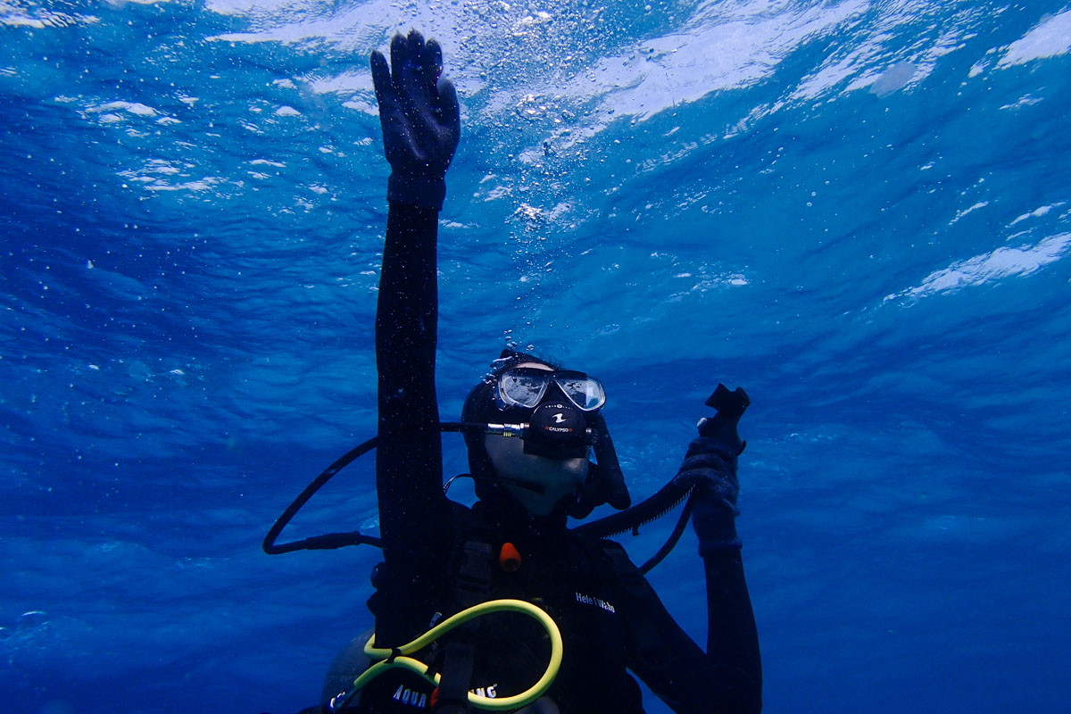 緊急スイミングアセントの浮上方法 | エア切れの対処法